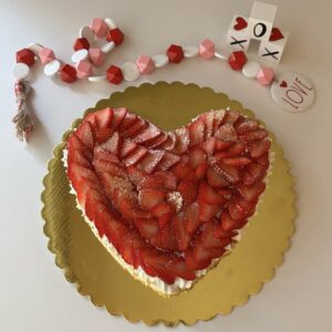 Heart Shape Pavlova